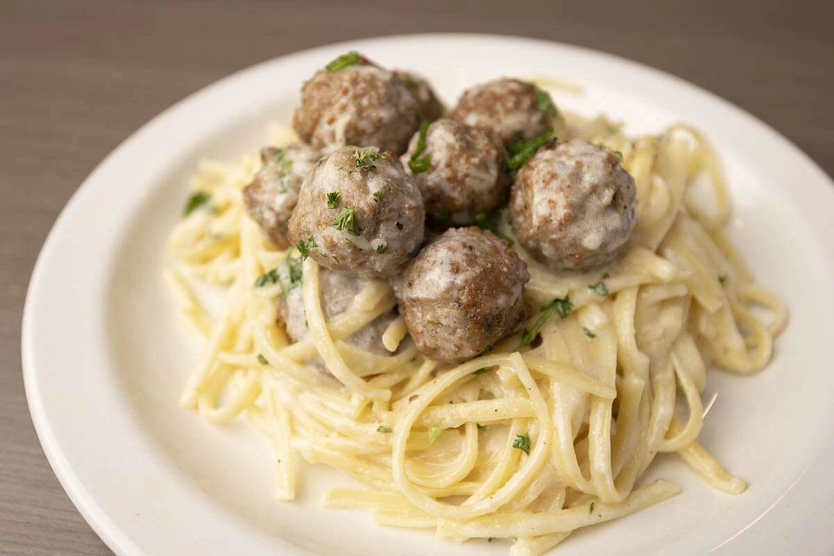 Meatballs and spaghetti make for a delicious and easy meal.