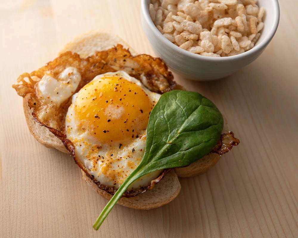 Fried egg on toast | robert lowdon photography