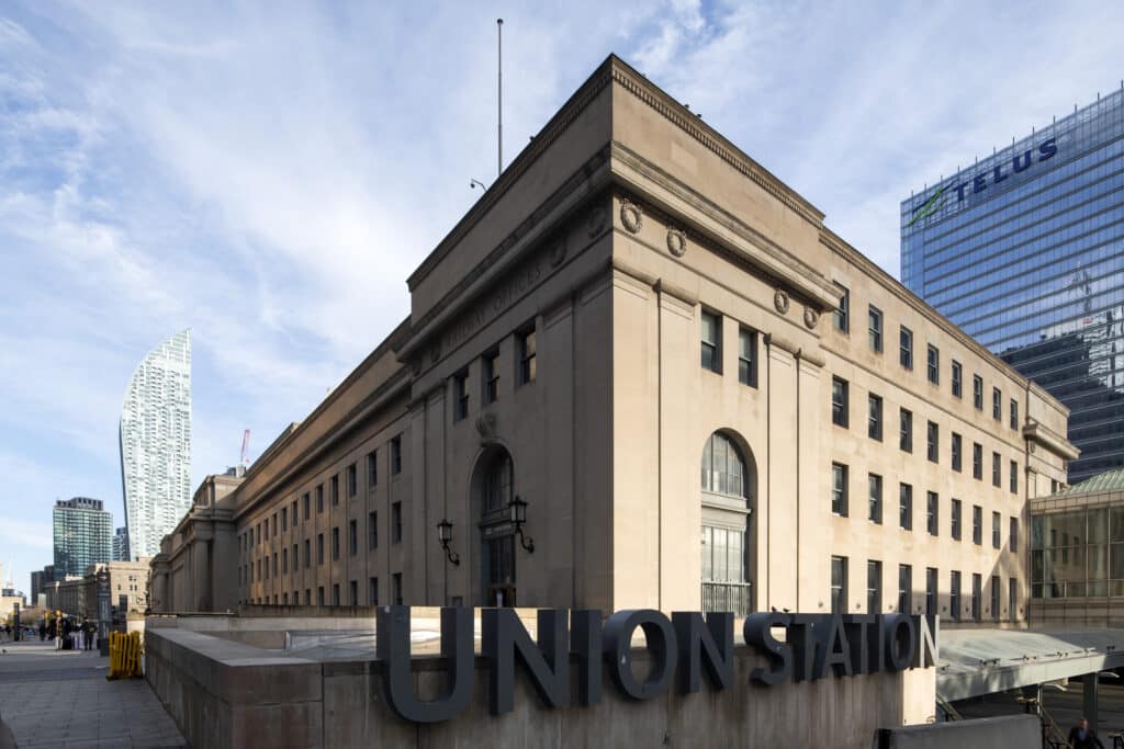 The beaux-arts architecture of union station in toronto is one of the most impressive railway terminals in north america. The station was built in the early twentieth century and is now a national historic site of canada.