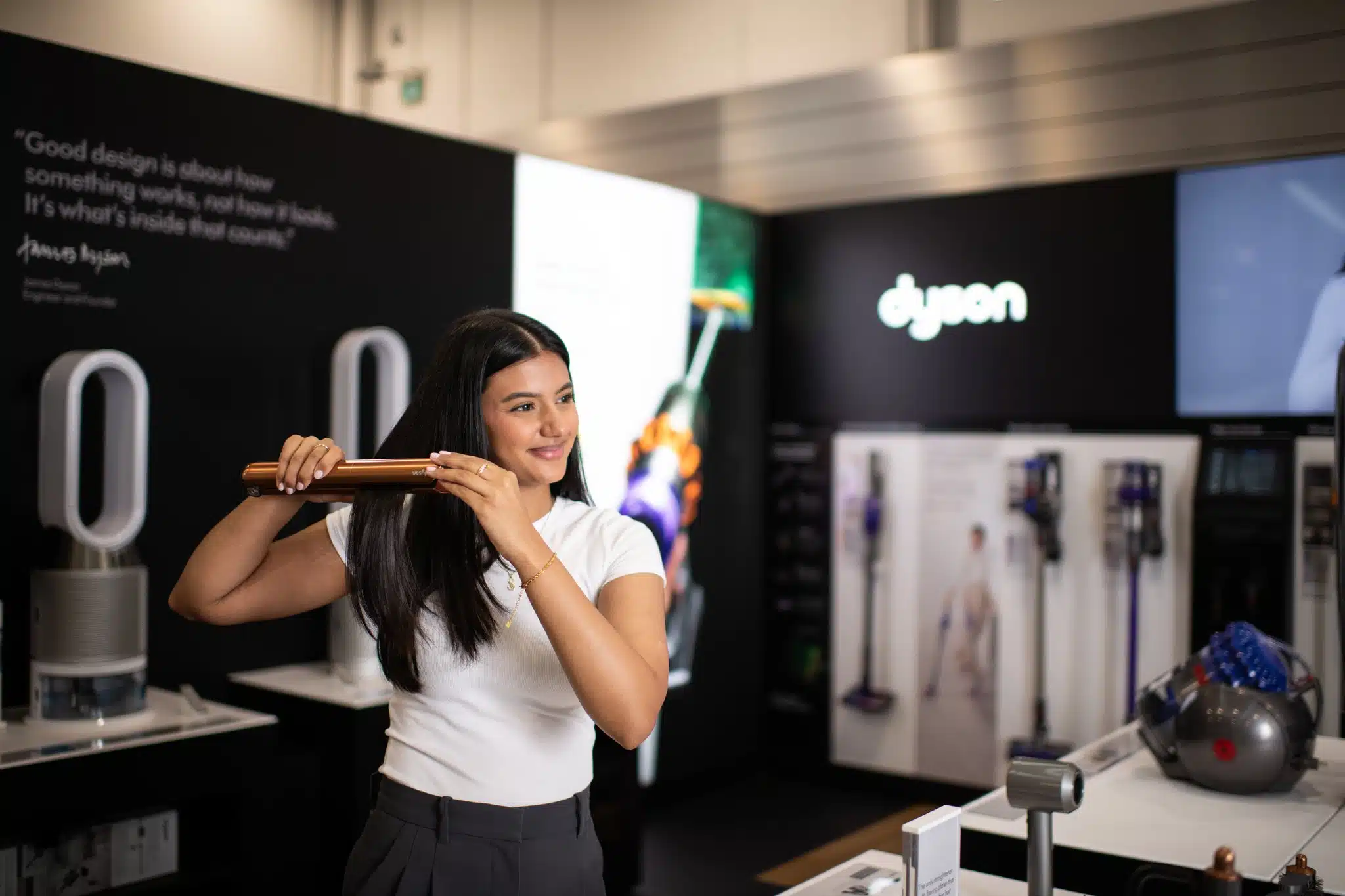 The following is a case study about a photography project we completed for dyson, an innovator in technology for household products. The goal of the project was to capture dyson's sis expansion setup with best buy canada.