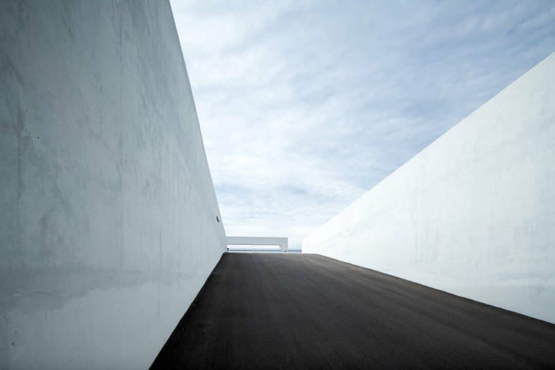 Mississauga architectural photographer specializing in stunning mississauga architectural photography. Office towers, hotels, retail and more.